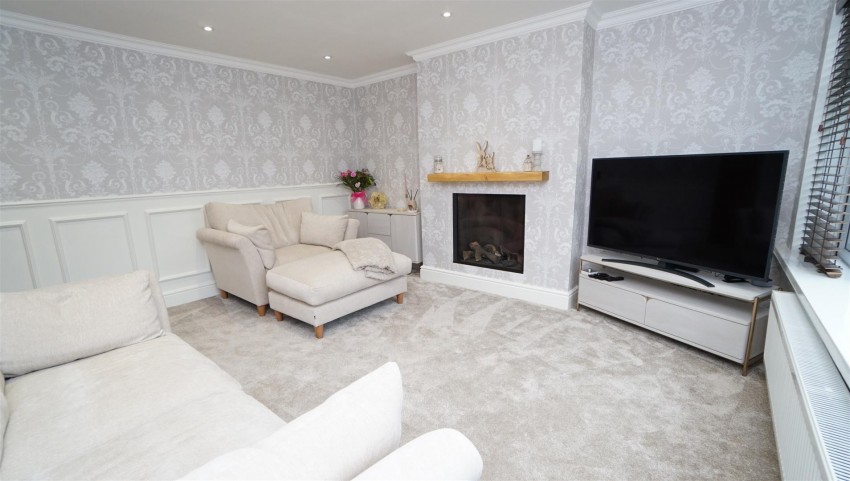 Images for Brackendale Drive, Thackley, Bradford