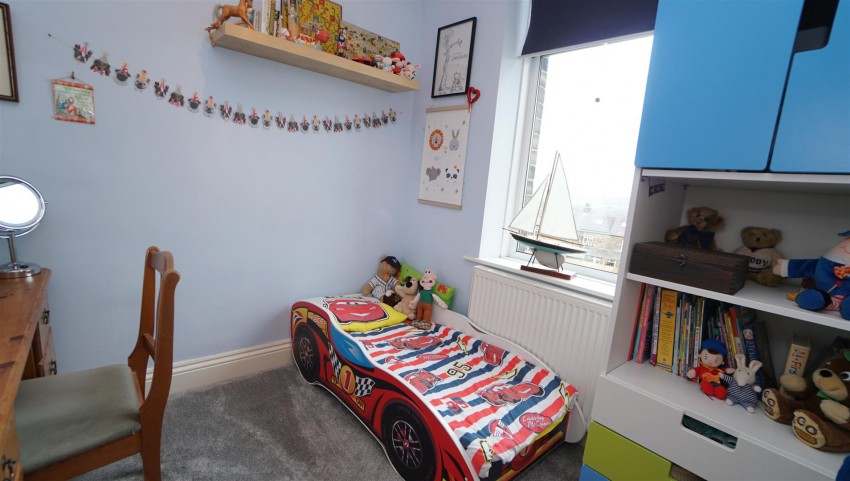 Images for Town Lane, Thackley, Bradford