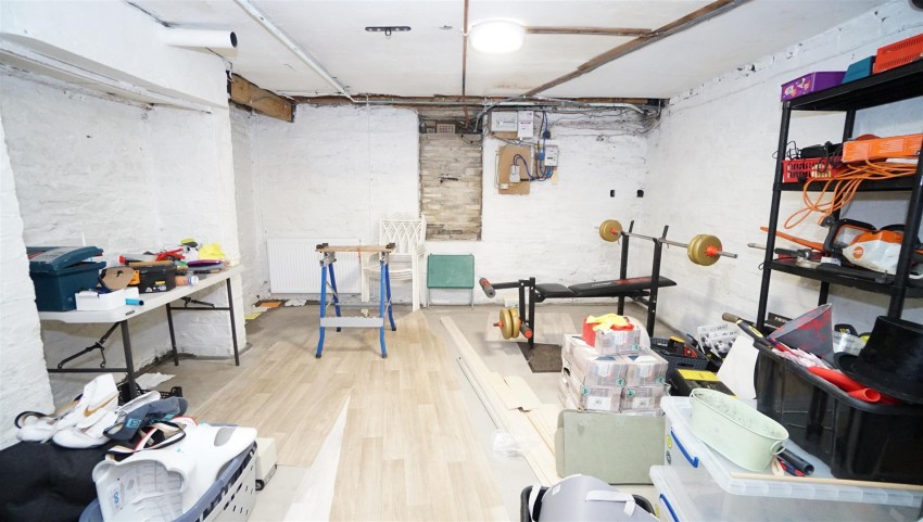 Images for Town Lane, Thackley, Bradford