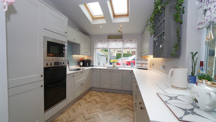 Images for Town Lane, Thackley, Bradford