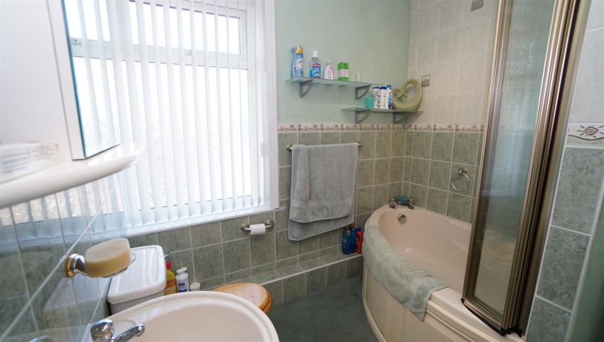 Images for Mount Avenue, Eccleshill, Bradford