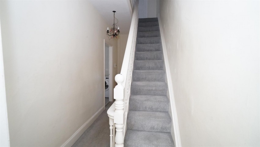 Images for New Line, Greengates, Bradford