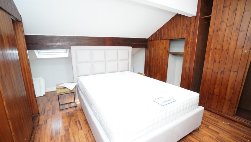 Images for New Line, Greengates, Bradford