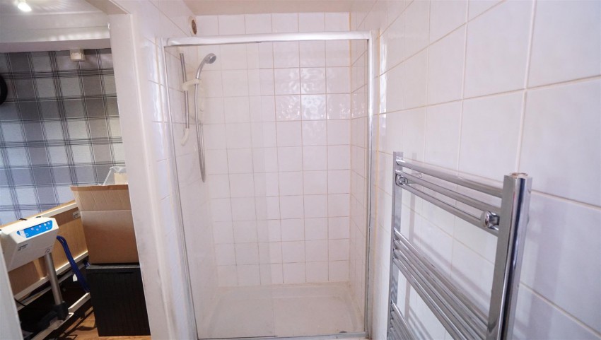 Images for Santa Monica Grove, Idle, Bradford