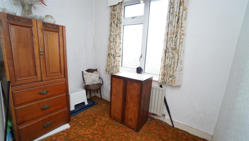 Images for Westfield Lane, Idle, Bradford