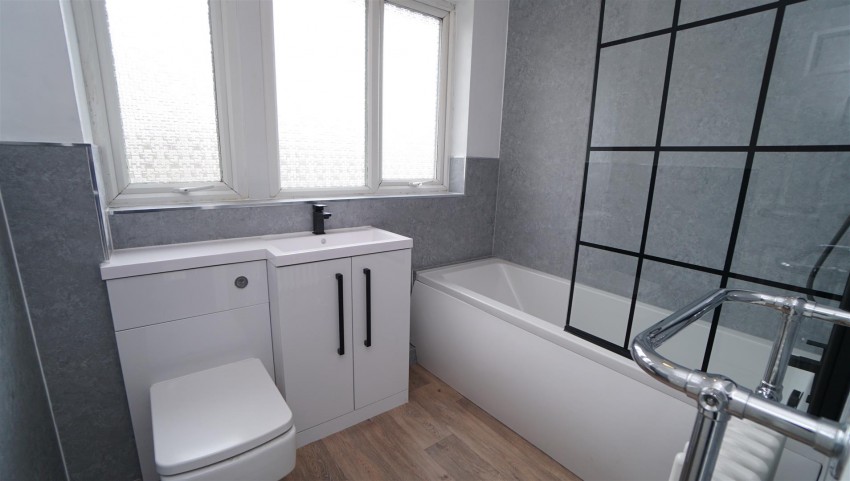 Images for Parkstone Drive, Bradford