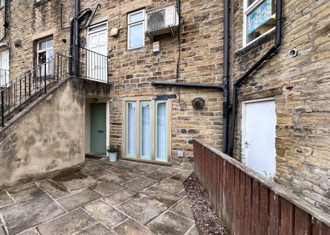 View Full Details for The Green, Idle