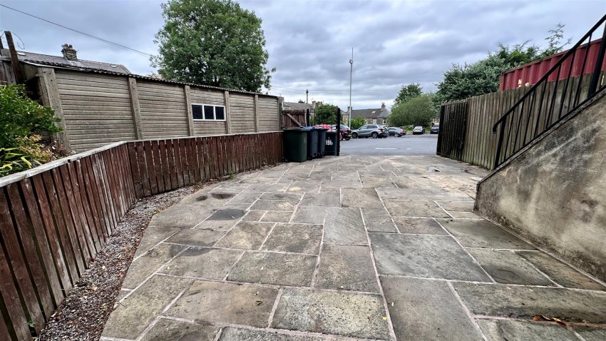 Images for The Green, Idle