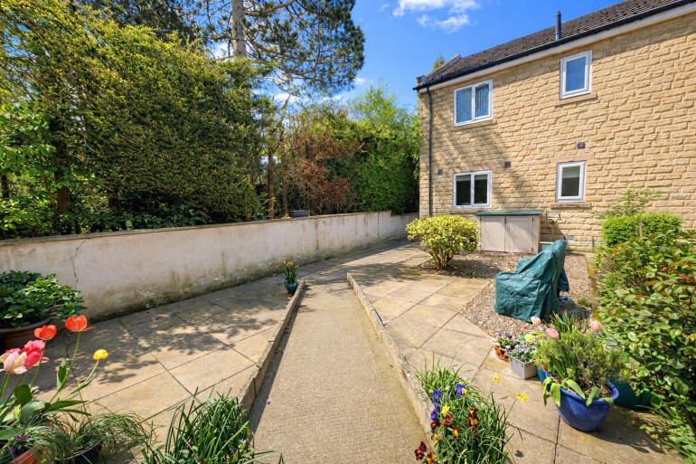 Nialls Court, Thackley, Bradford