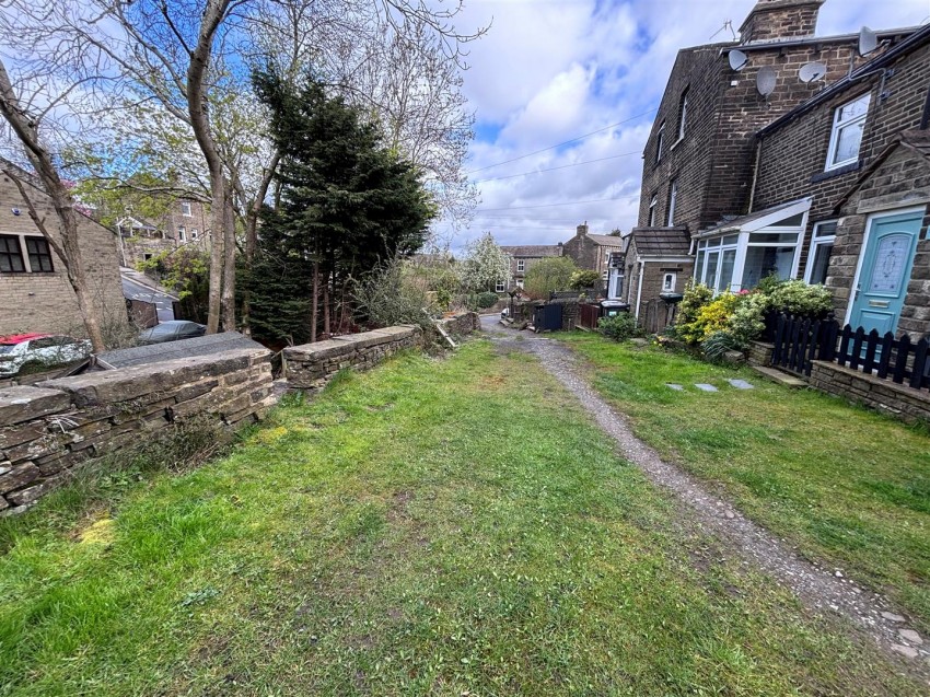 Images for Lister Ville, Wilsden, Bradford