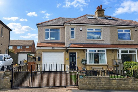 View Full Details for Westfield Grove, Wrose, Shipley