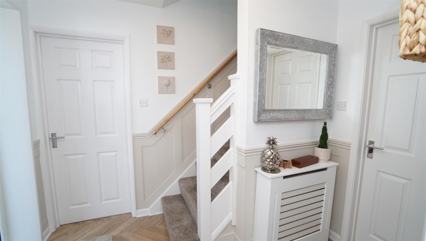 Images for Meadowcroft Close, Idle Moor, Bradford