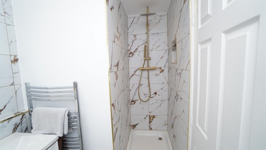 Images for Meadowcroft Close, Idle Moor, Bradford