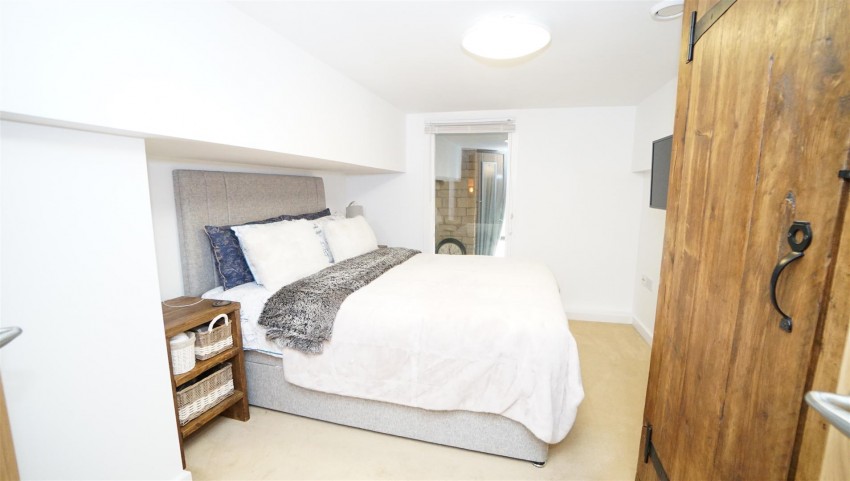 Images for Meadow Road, Apperley Bridge