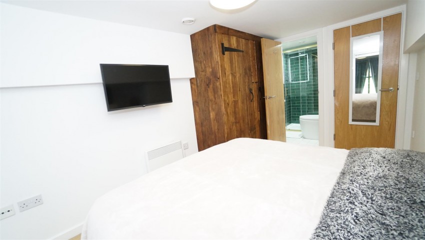 Images for Meadow Road, Apperley Bridge