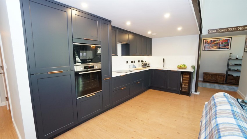 Images for Meadow Road, Apperley Bridge