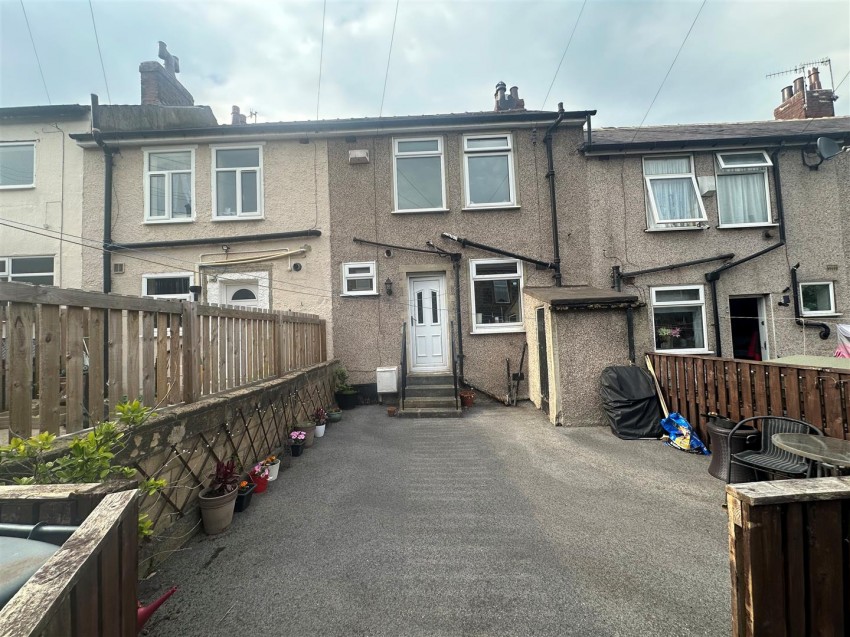 Images for Fourlands Road, Idle, Bradford
