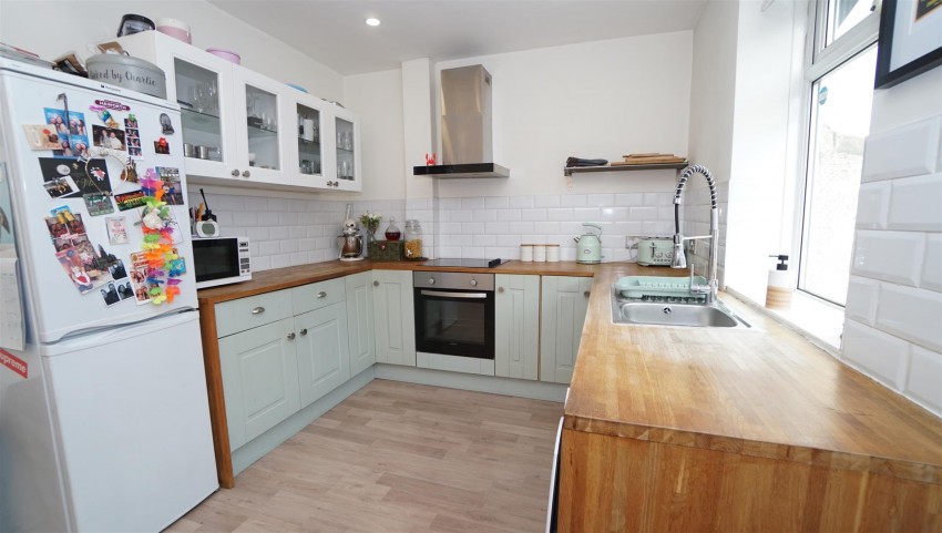 Images for Fourlands Road, Idle, Bradford