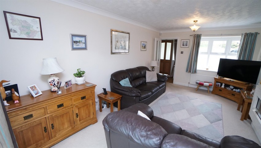 Images for Little Cote, Thackley, Bradford