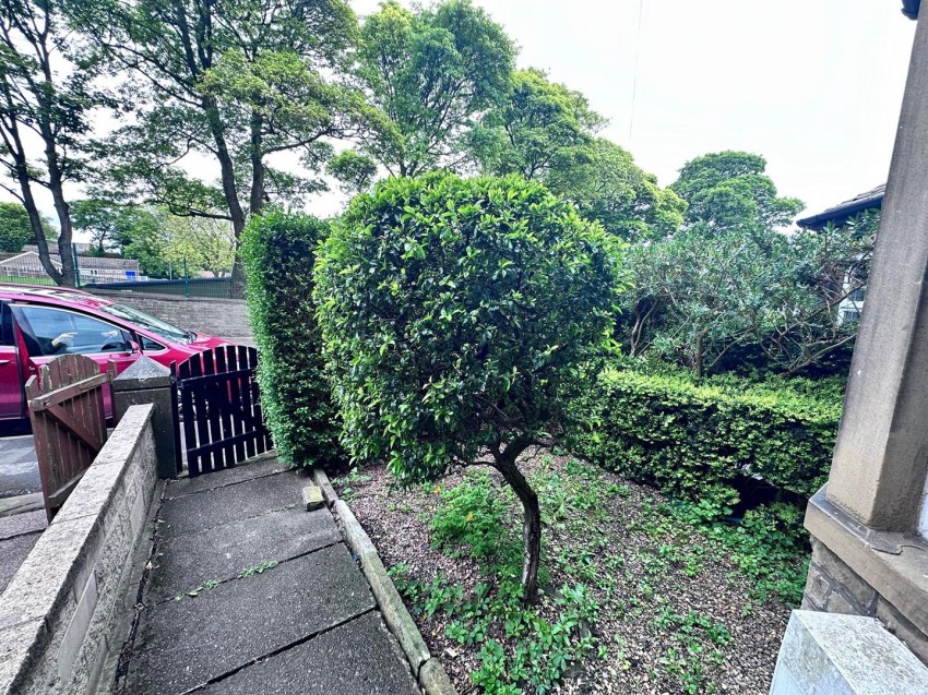 Images for Hall Road, Eccleshill, Bradford