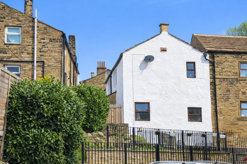 Images for Well Fold, Idle, Bradford