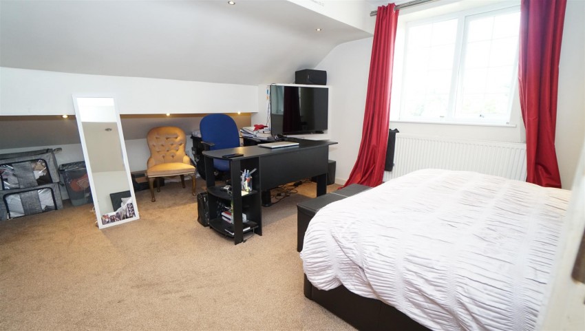 Images for Wyndham Avenue, Kings Park, Bradford