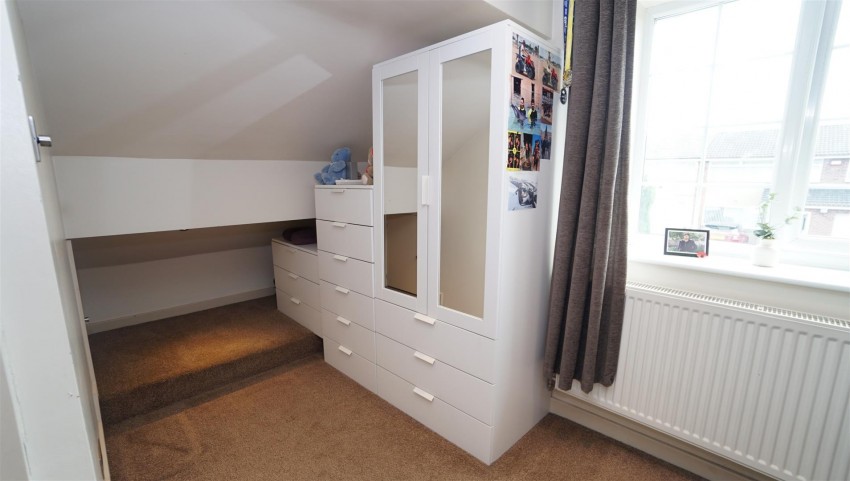 Images for Wyndham Avenue, Kings Park, Bradford