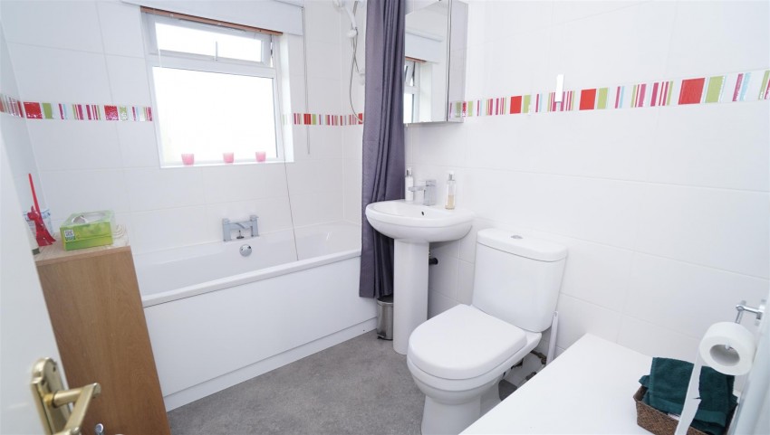 Images for Northlea Avenue, Thackley, Bradford