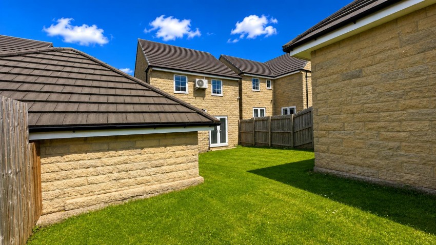 Images for Fetlock Drive, Eccleshill, Bradford