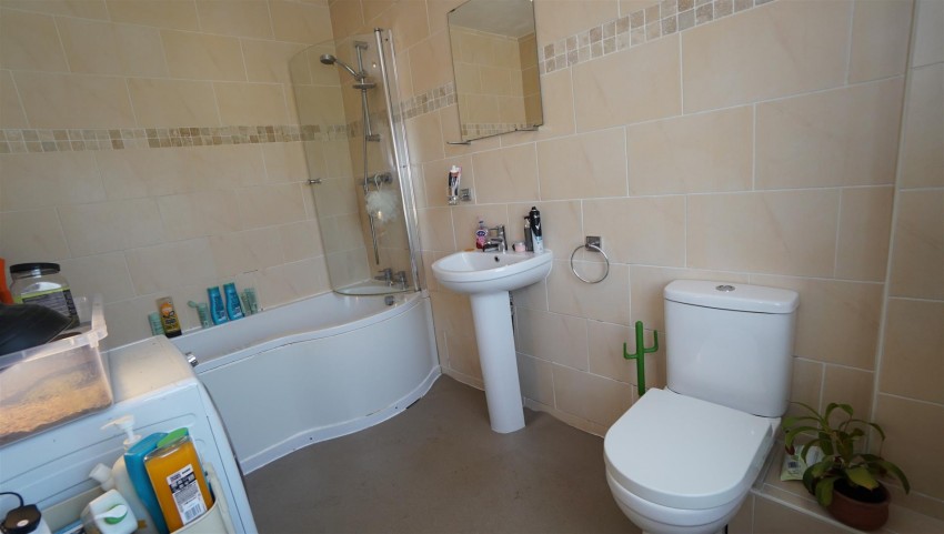 Images for Mount Avenue, Eccleshill