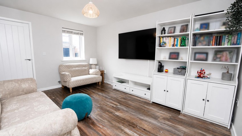 Images for Feathers Rise, Eccleshill, Bradford