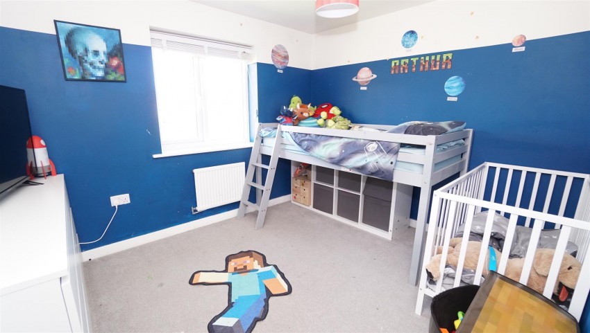 Images for Feathers Rise, Eccleshill, Bradford