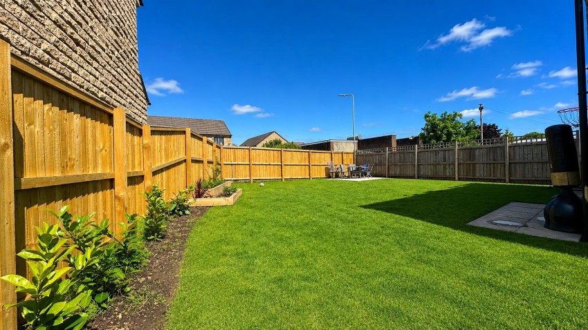 Images for Feathers Rise, Eccleshill, Bradford