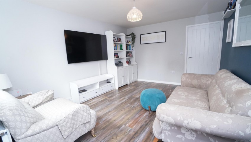 Images for Feathers Rise, Eccleshill, Bradford
