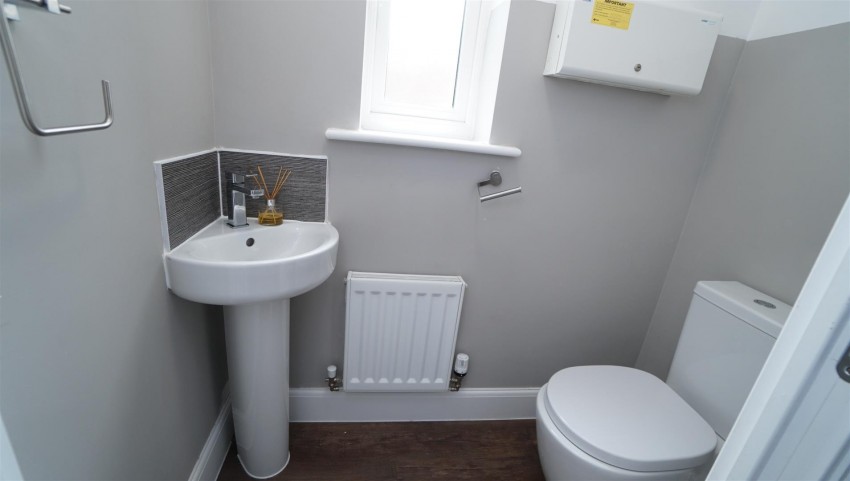 Images for Dobson Rise, Apperley Bridge, Bradford