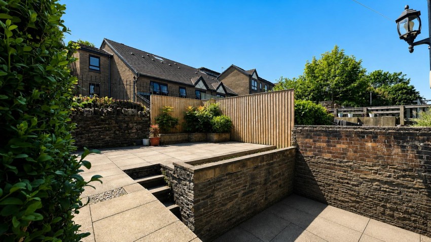 Images for Leeds Road, Thackley, Bradford