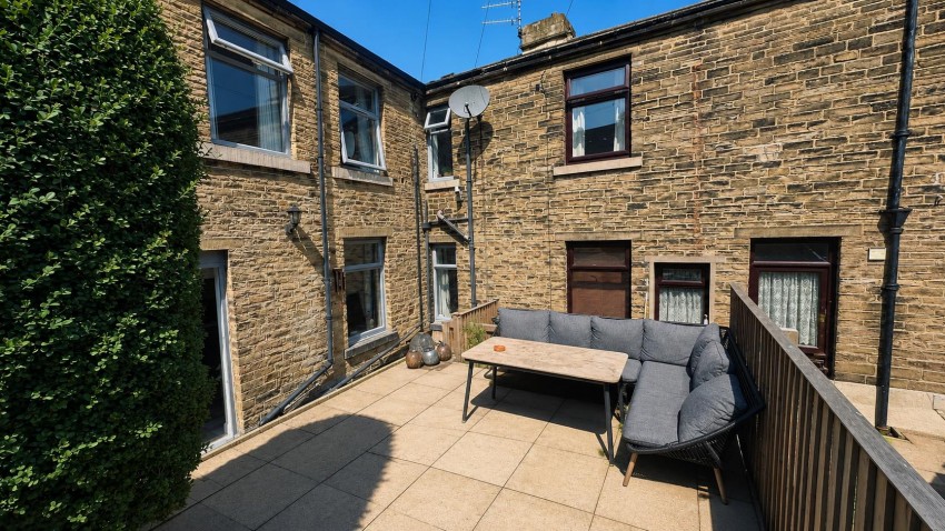 Images for Leeds Road, Thackley, Bradford