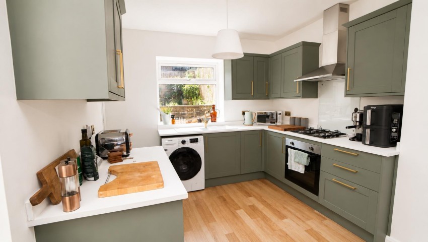 Images for Leeds Road, Thackley, Bradford
