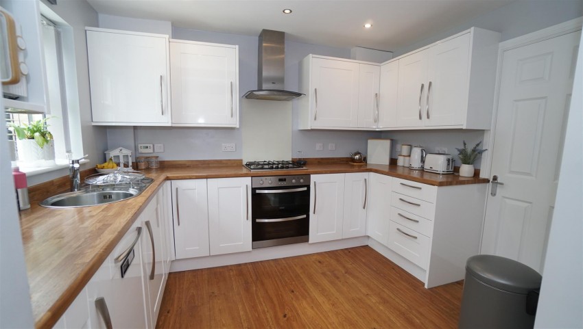 Images for Leys Close, Thackley, Bradford