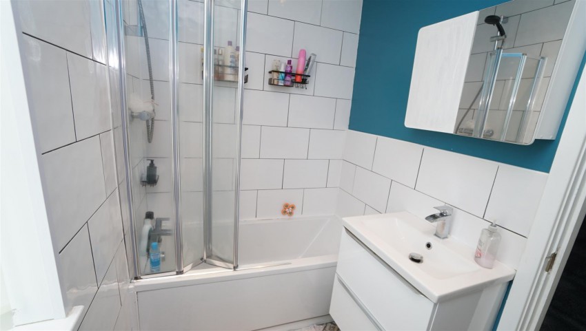 Images for Fletton Terrace, Undercliffe, Bradford